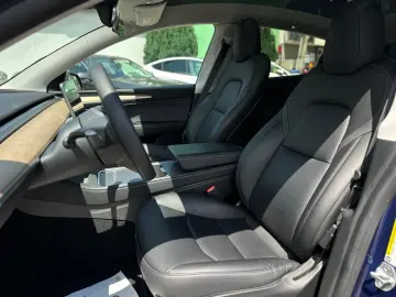 Tesla T-Model-Y