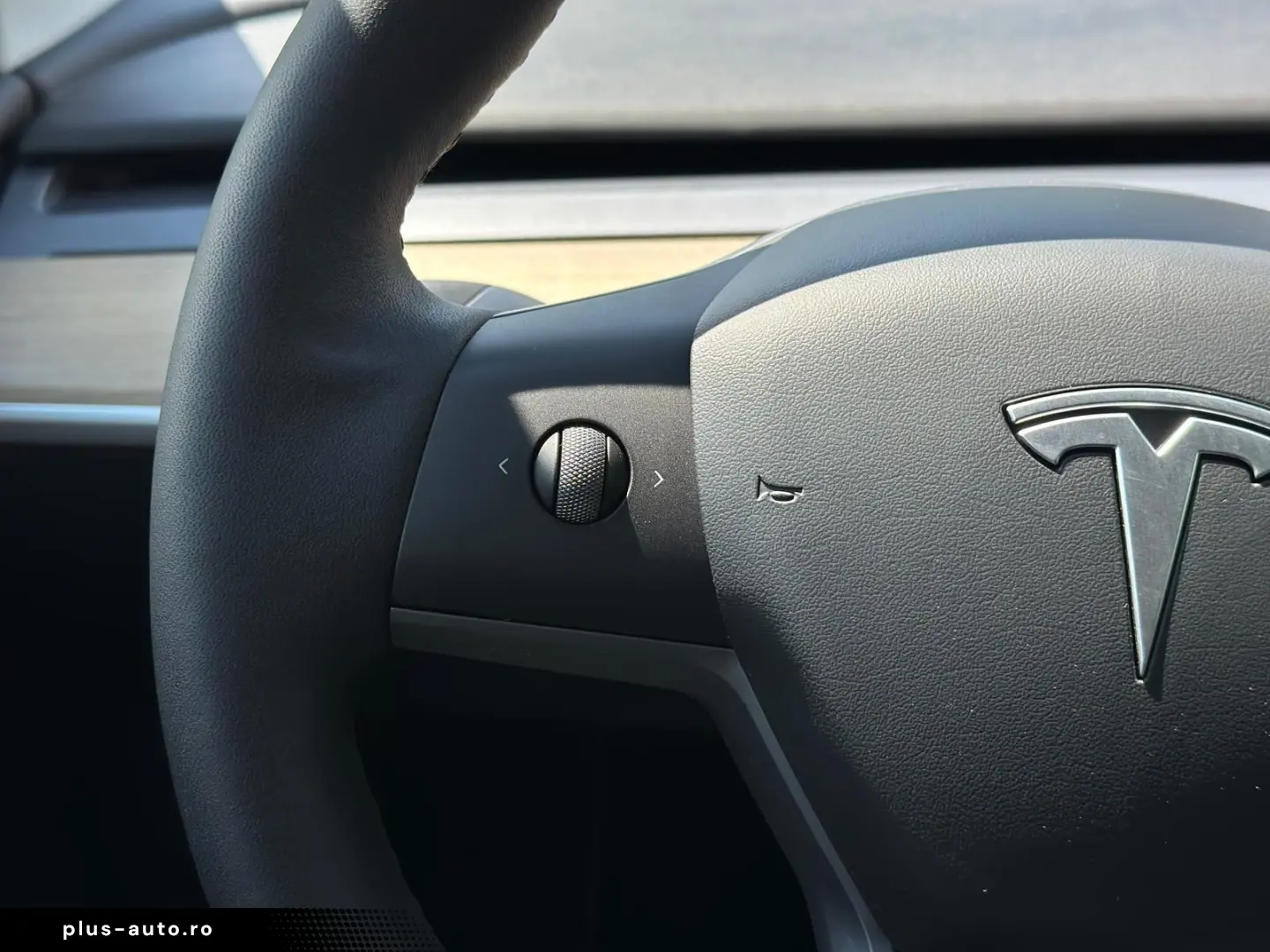 Tesla T-Model-Y
