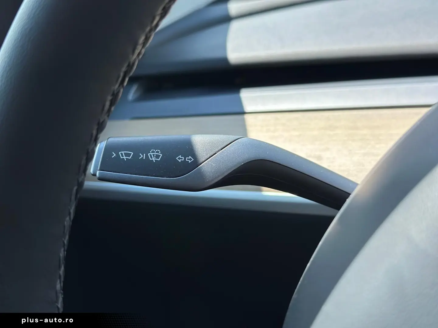 Tesla T-Model-Y