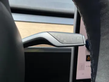 Tesla T-Model-Y
