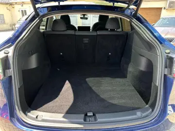 Tesla T-Model-Y