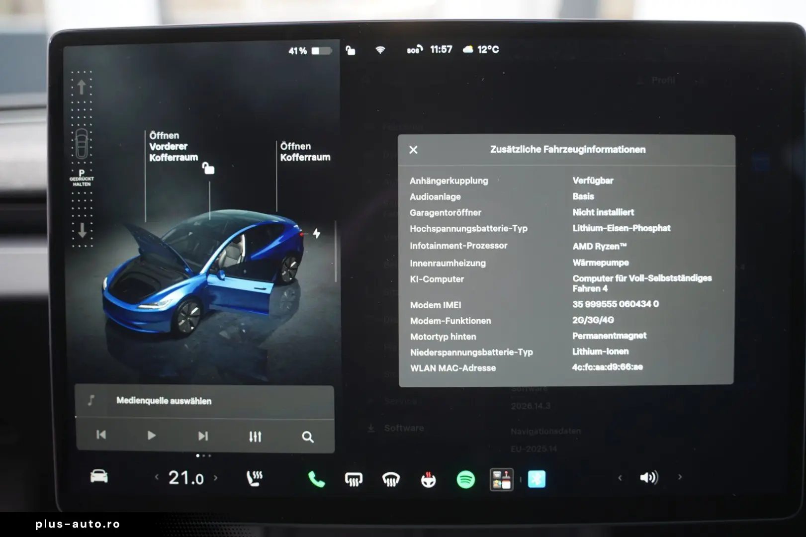 TESLA Model 3 Standard Range    Highland AHK