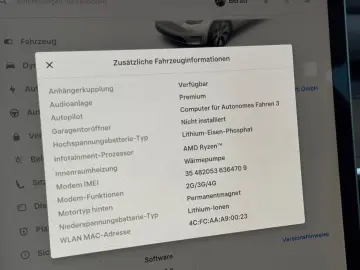 TESLA Model Y Premium Lang Range Allrad 581km 93%  AHK