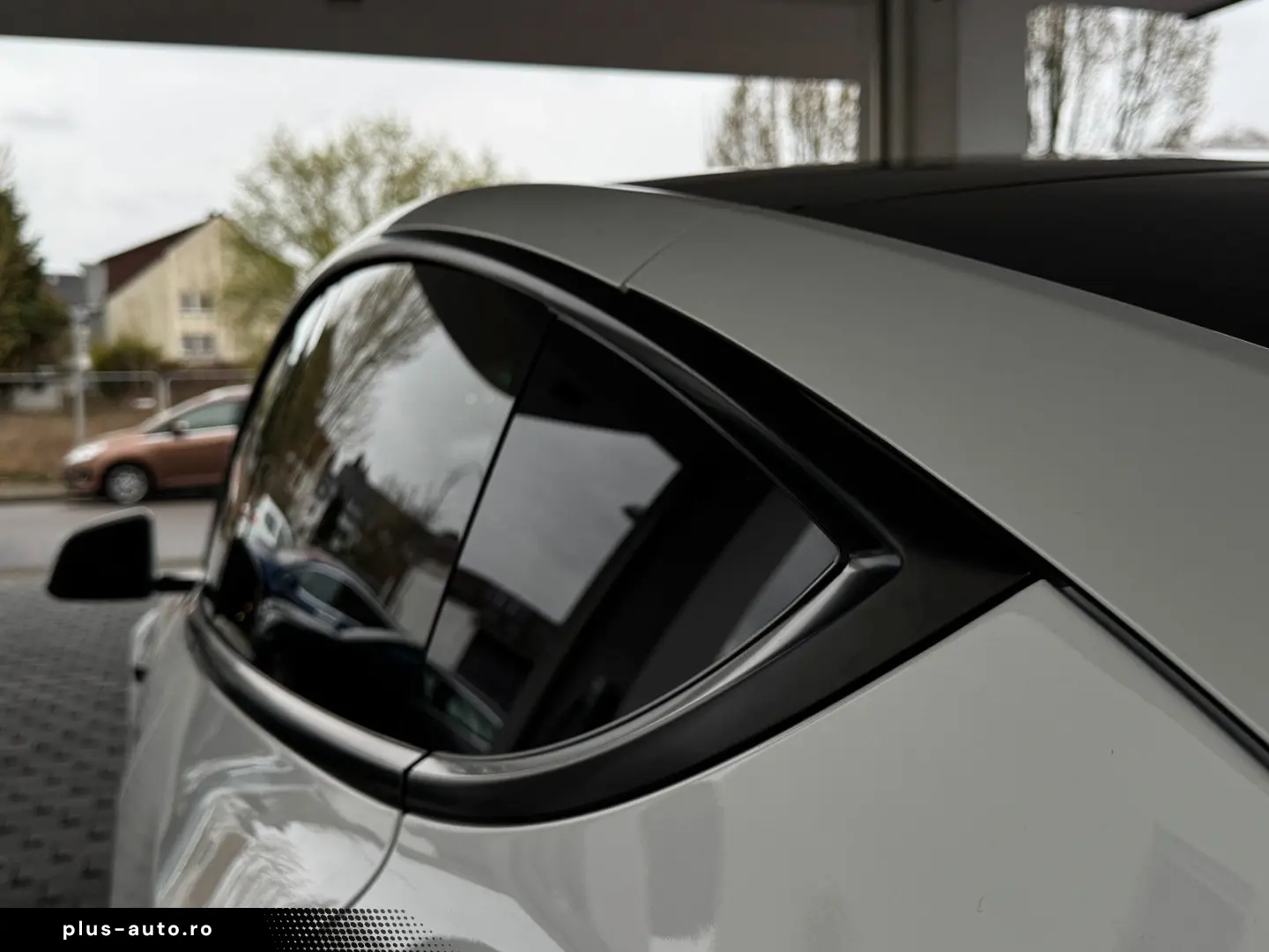 TESLA Model Y Premium Long Range Dual AWD 1.H SoH 92%