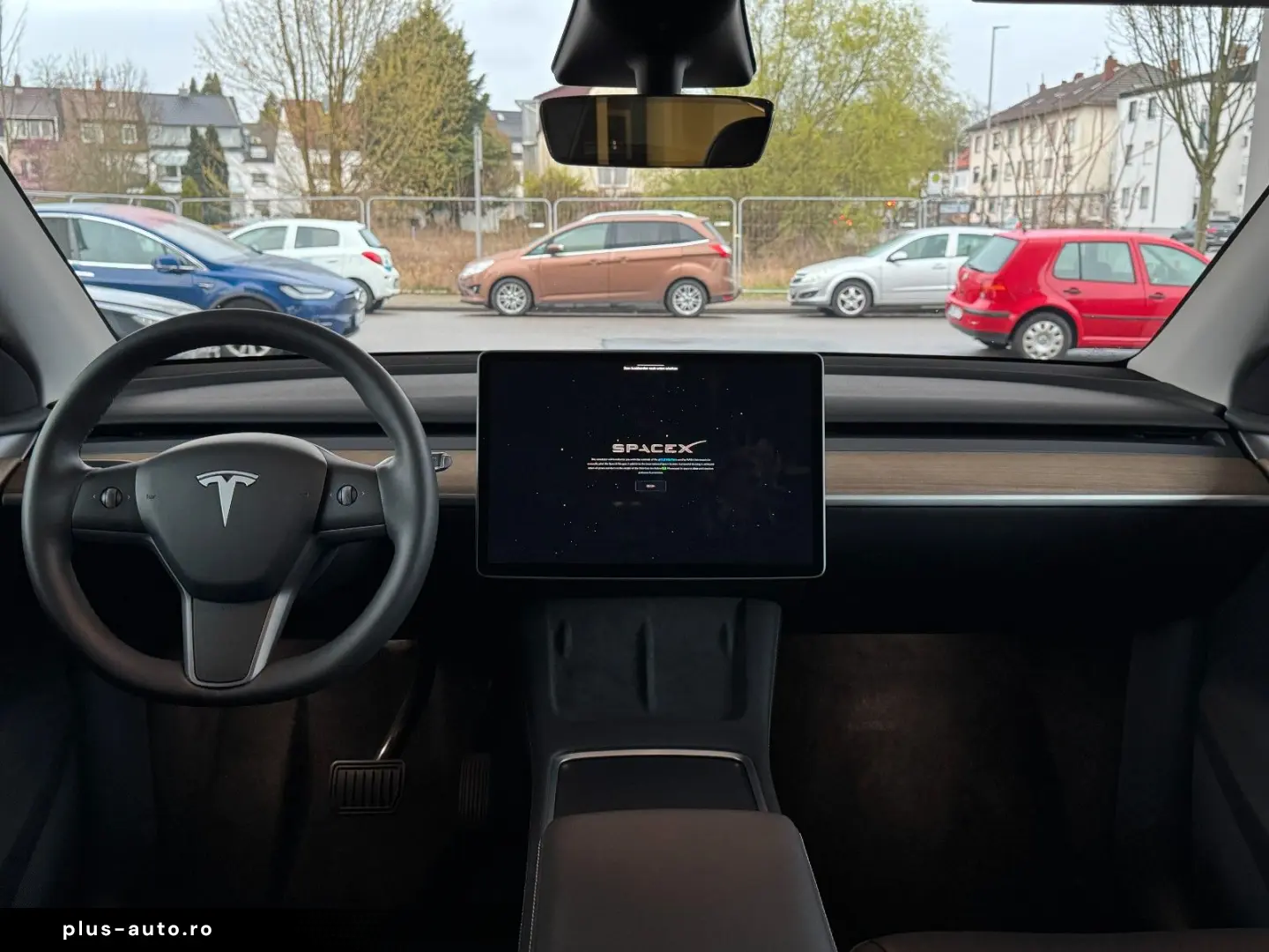 TESLA Model Y Premium Long Range Dual AWD 1.H SoH 92%