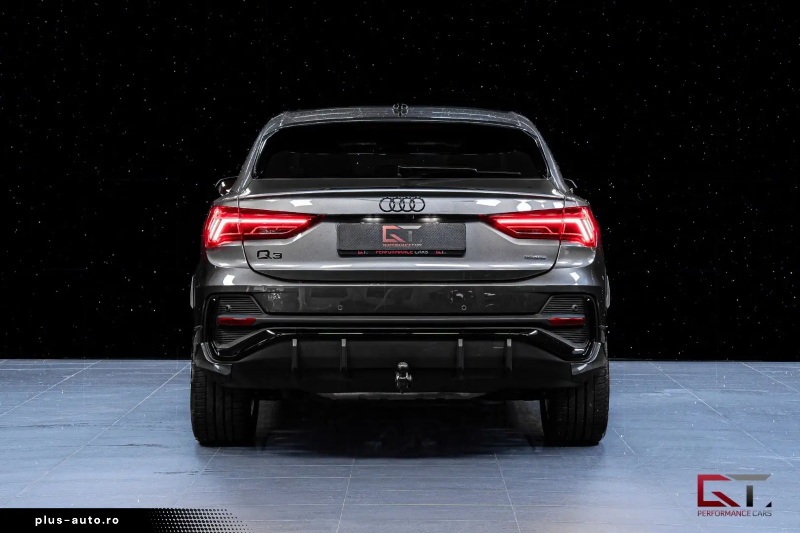 AUDI Q3 SB 40 TFSI Alpin Pano Cockpit  Sonos3D Towbar