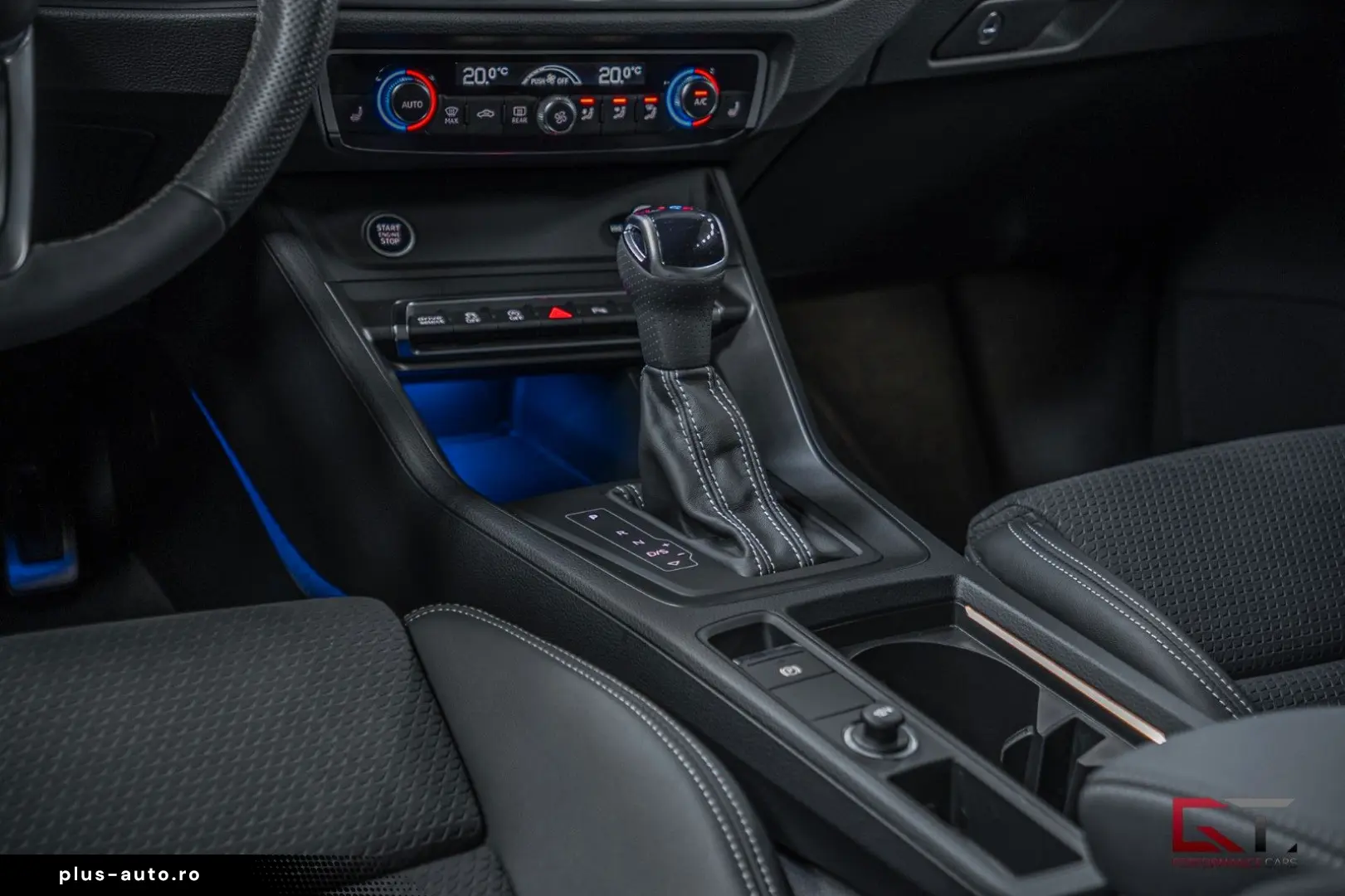AUDI Q3 SB 40 TFSI Alpin Pano Cockpit  Sonos3D Towbar