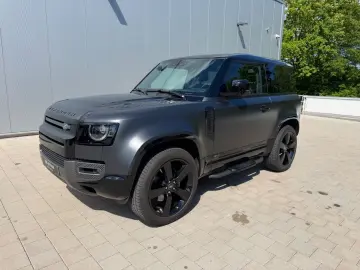 LAND ROVER Defender 90 V8 P525 Carpathian Edition