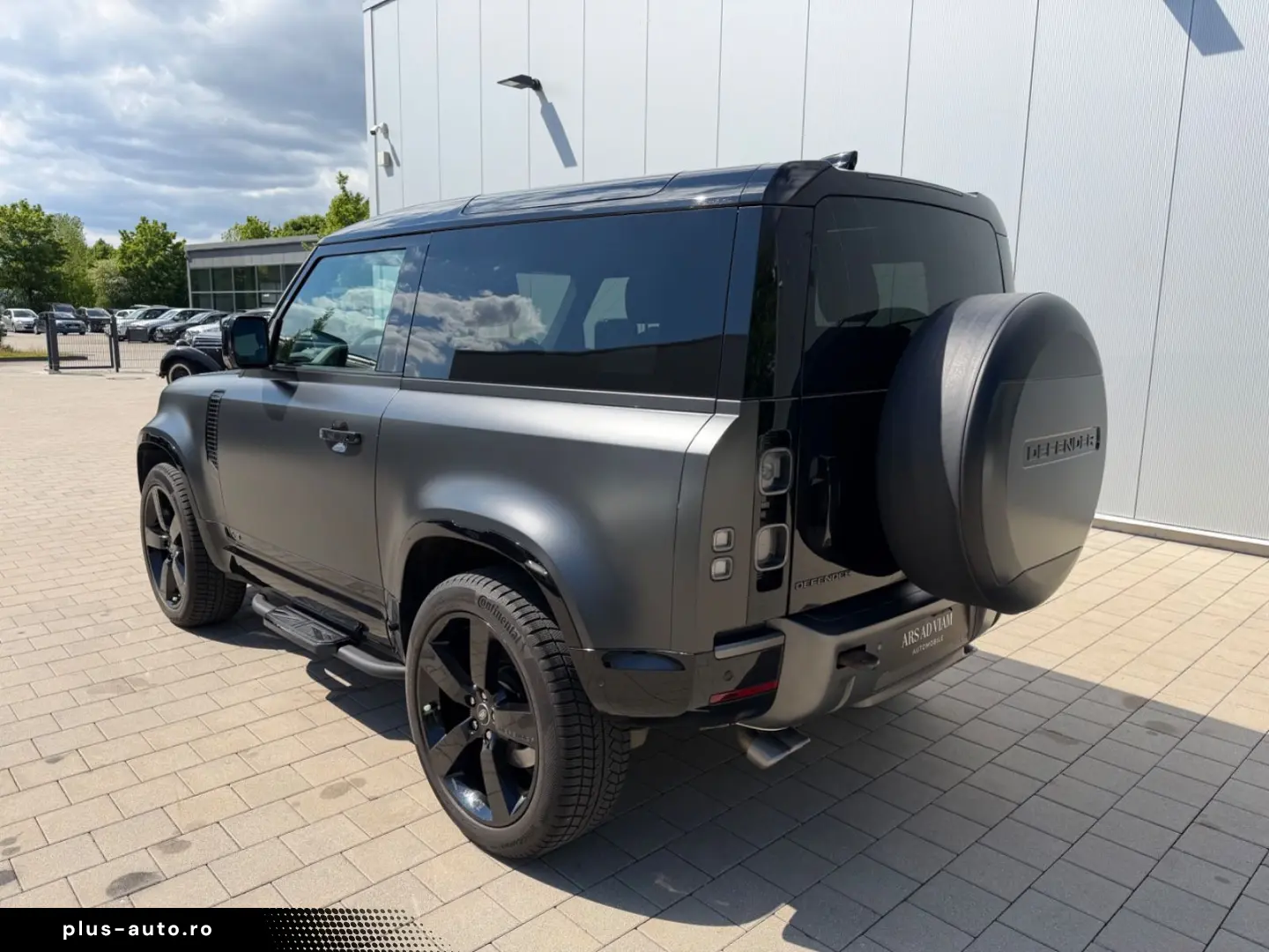 LAND ROVER Defender 90 V8 P525 Carpathian Edition