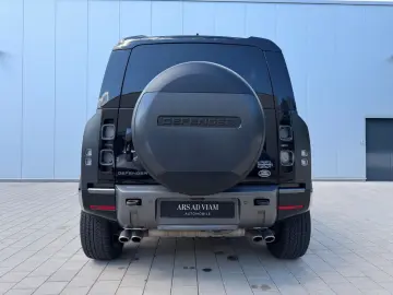LAND ROVER Defender 90 V8 P525 Carpathian Edition