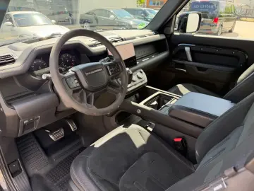 LAND ROVER Defender 90 V8 P525 Carpathian Edition