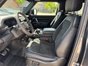 LAND ROVER Defender 90 V8 P525 Carpathian Edition