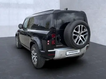 LAND ROVER Defender 110 D250 XS