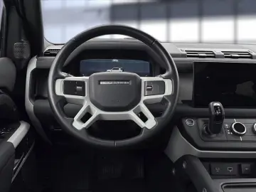 LAND ROVER Defender 110 D250 XS
