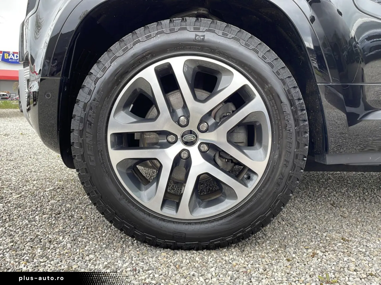 LAND ROVER Defender 110 D250 XS