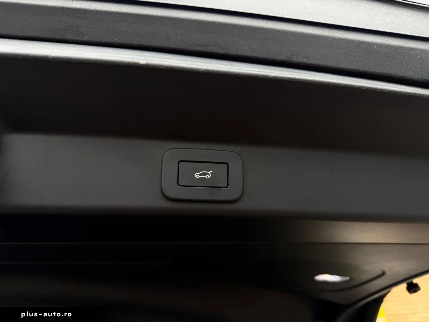 LAND ROVER Range Rover Sport Autobiography PANO MERDIAN