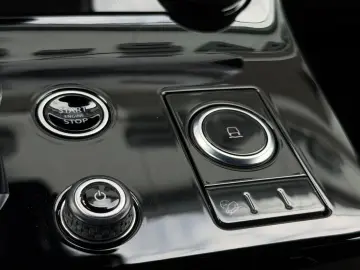 LAND ROVER Range Rover Sport Autobiography PANO MERDIAN