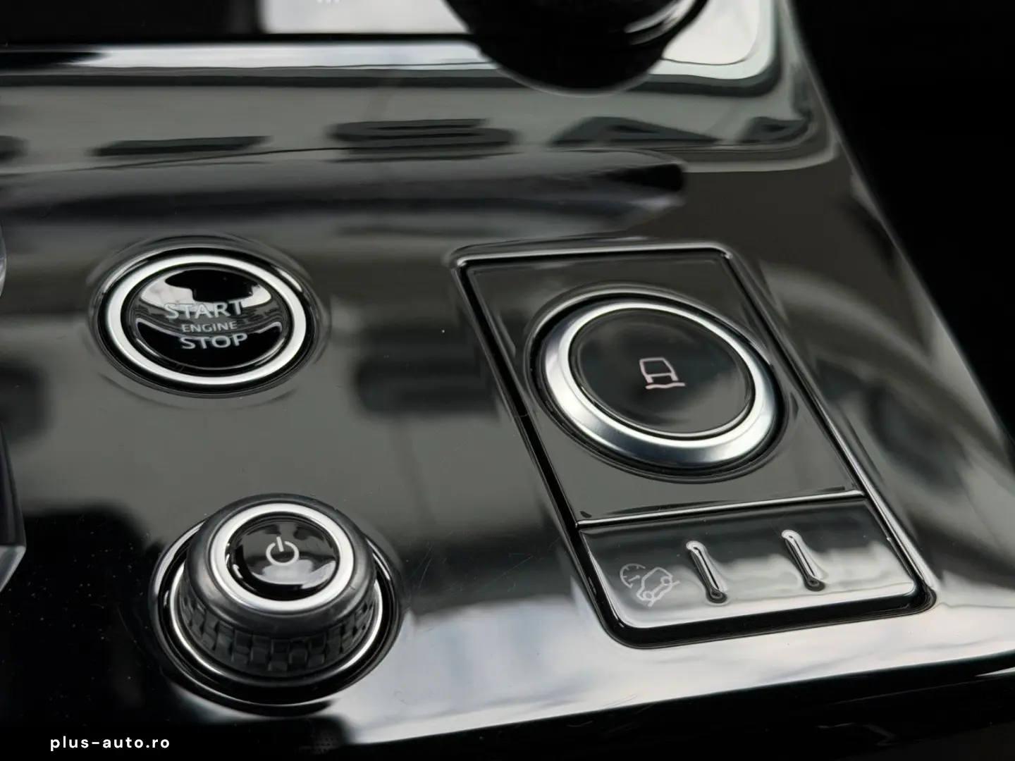 LAND ROVER Range Rover Sport Autobiography PANO MERDIAN