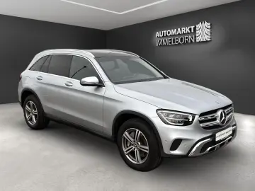 MERCEDES-BENZ GLC 300 e Pano Distro DigTacho Kamera &hellip;