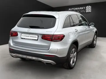 MERCEDES-BENZ GLC 300 e Pano Distro DigTacho Kamera &hellip;