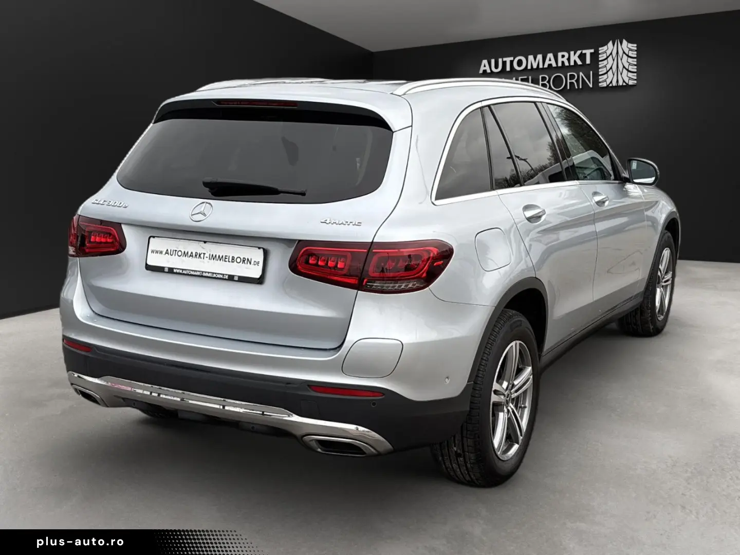 MERCEDES-BENZ GLC 300 e Pano Distro DigTacho Kamera &hellip;
