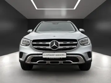 MERCEDES-BENZ GLC 300 e Pano Distro DigTacho Kamera &hellip;