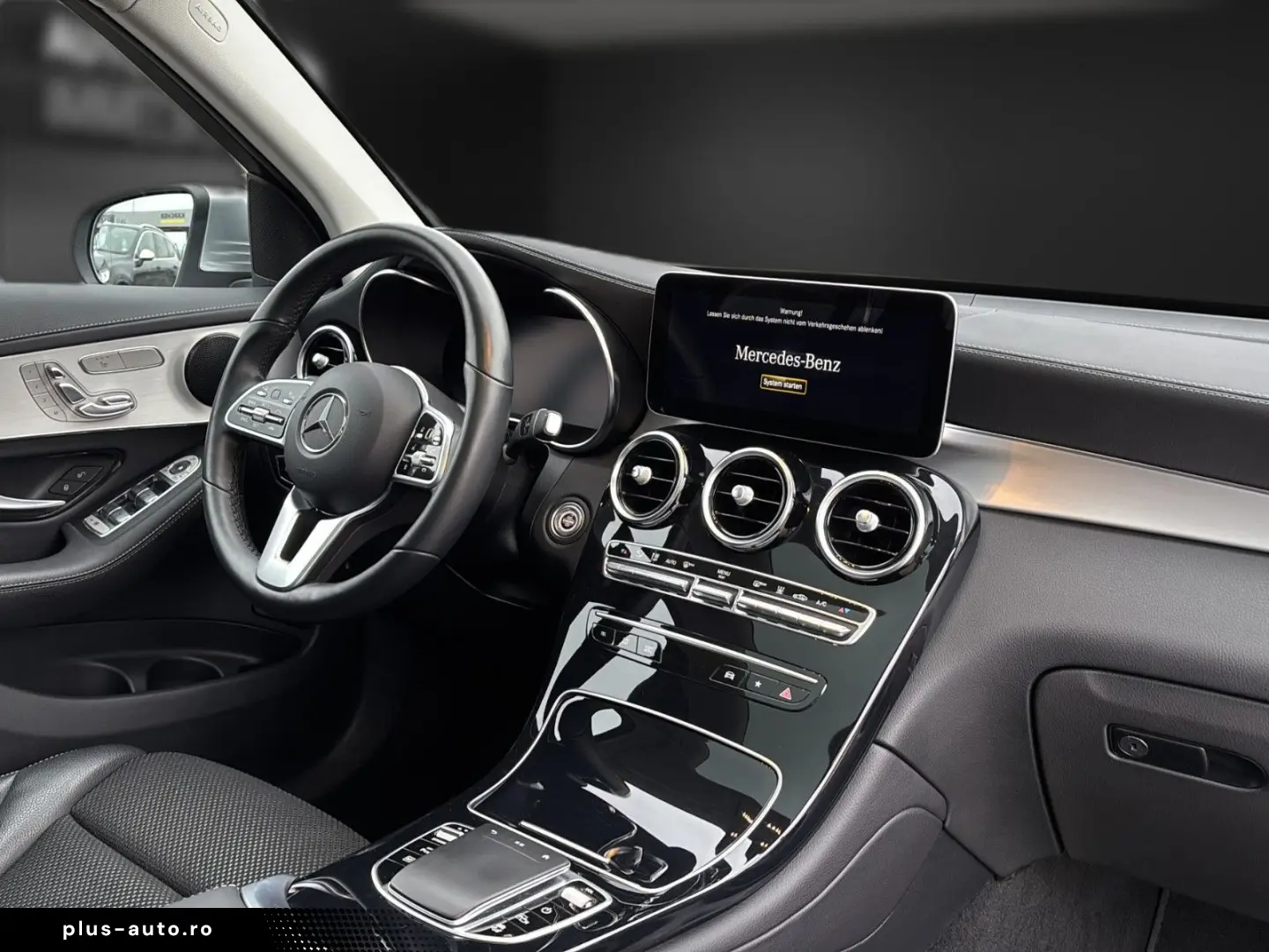 MERCEDES-BENZ GLC 300 e Pano Distro DigTacho Kamera &hellip;