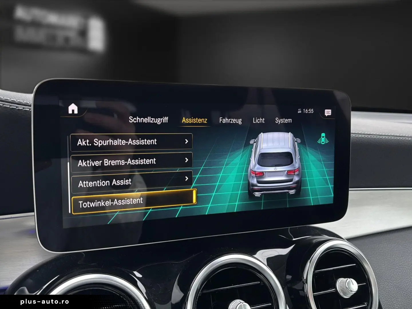 MERCEDES-BENZ GLC 300 e Pano Distro DigTacho Kamera &hellip;