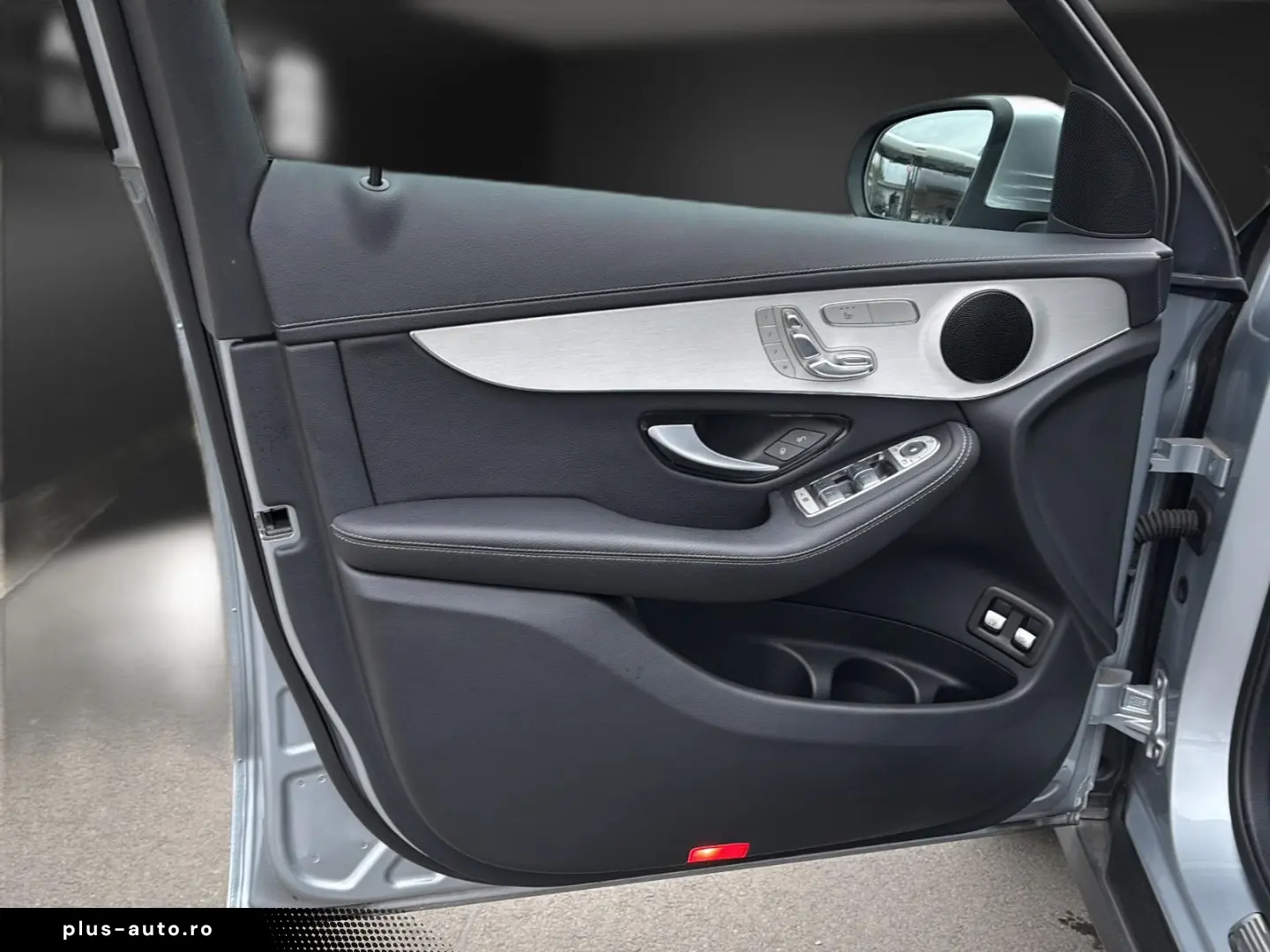 MERCEDES-BENZ GLC 300 e Pano Distro DigTacho Kamera &hellip;