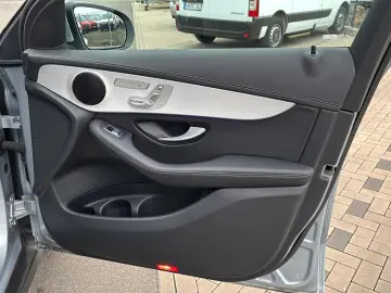 MERCEDES-BENZ GLC 300 e Pano Distro DigTacho Kamera &hellip;
