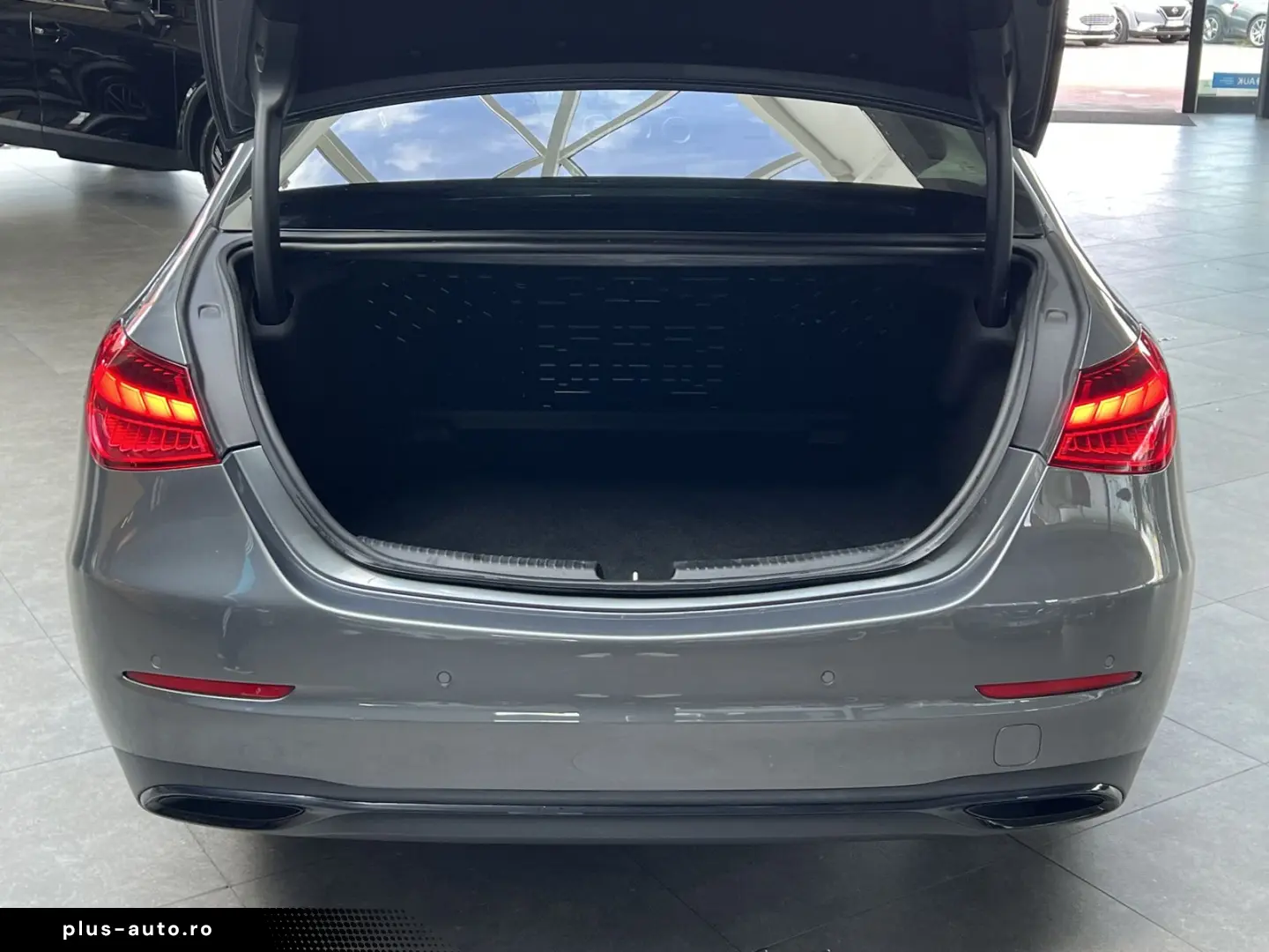 MERCEDES-BENZ C C200 Avantgarde Pano Night CarPlay K&hellip;