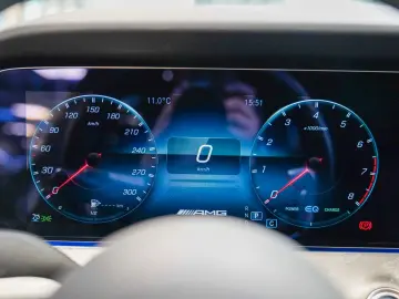 MERCEDES-BENZ AMG GT 43 4M  Night Burmester Sitzklim…