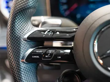MERCEDES-BENZ AMG GT 43 4M  Night Burmester Sitzklim…