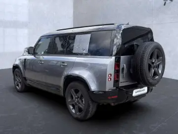LAND ROVER Defender 110 D200 X-Dynamic