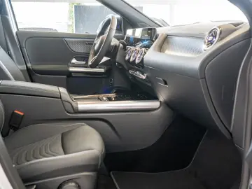 Mercedes-Benz GLA 220 4M Progressive