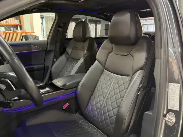 AUDI A8L 55 TFSI Quattro PANO OLED B&O