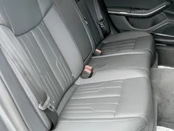 AUDI A8 55 TFSI quattro Matrix B&O Voll! Top!