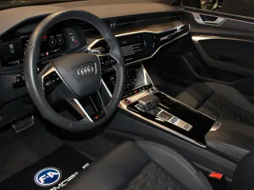AUDI RS 7 Sportback 4.0 TFSI RS Essentials Paket