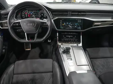 AUDI RS7 qu KERAMIK RAUTEN HUD B&O PANO MATRIX 22 LM