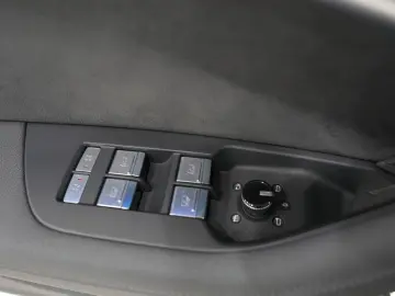 AUDI RS7 qu KERAMIK RAUTEN HUD B&O PANO MATRIX 22 LM