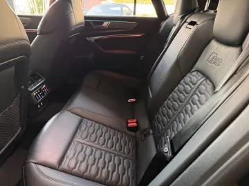 AUDI RS 7 4.0 TFSIquattro Virtual Head up B&O KERAMIK