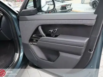 LAND ROVER Range Rover Sport D350 Autobiography