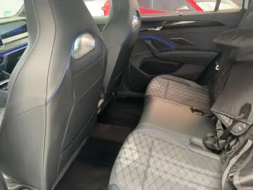 VW Tayron 2 0 TDI DSG R-Line P-Dach 4M Navi R-Kam