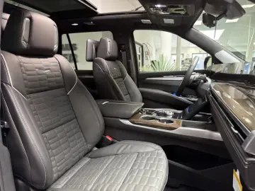 Cadillac Escalade Sport Platinum Black SUV 2026