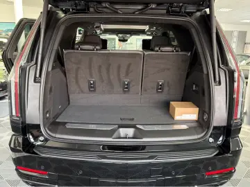 Cadillac Escalade Sport Platinum Black SUV 2026