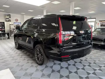Cadillac Escalade Sport Platinum Black SUV 2026