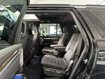 Cadillac Escalade Sport Platinum Black SUV 2026