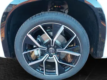 VW Tayron 2.0 TDI DSG 4M R-Line  HeadUp Pano