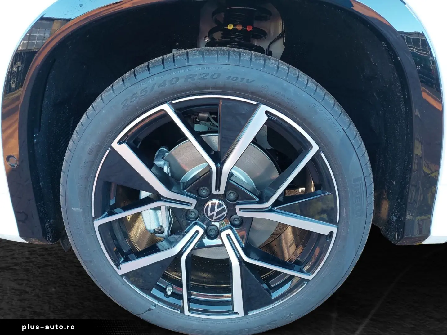 VW Tayron 2.0 TDI DSG 4M R-Line  HeadUp Pano