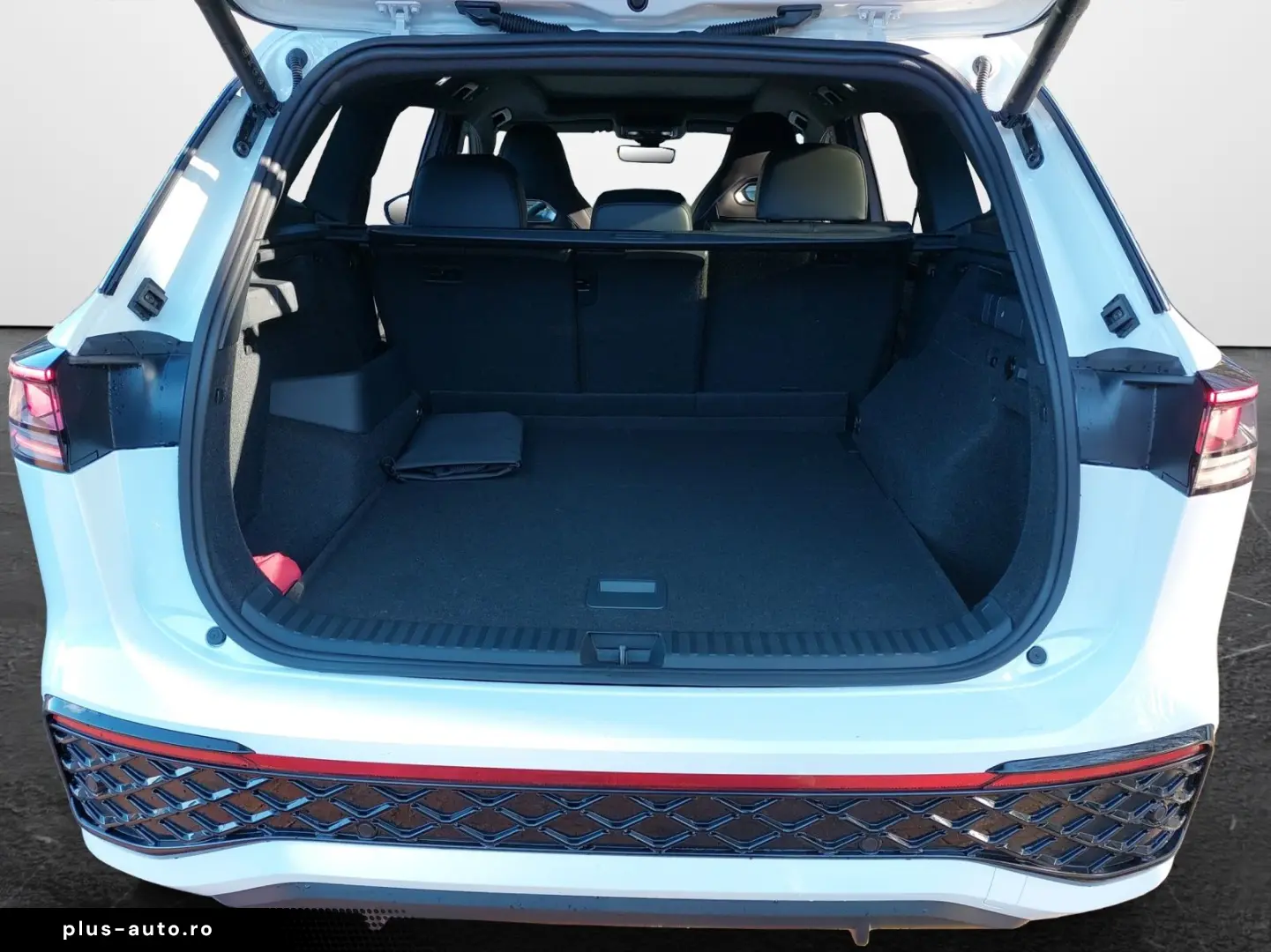 VW Tayron 2.0 TDI DSG 4M R-Line  HeadUp Pano